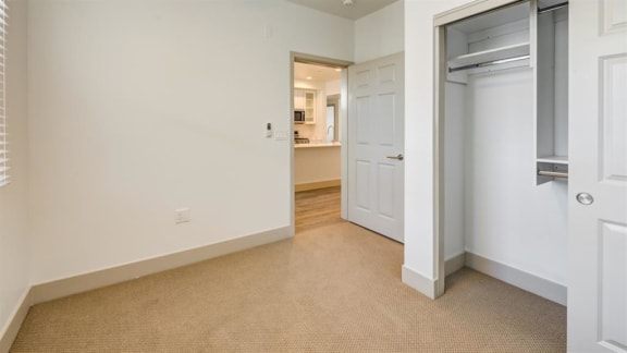 Bedroom With Closet at Arrive Los Carneros II, Goleta