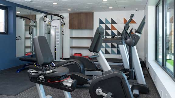 Modern Gym at The Venue on Knox Apartments, Minneapolis, 55408