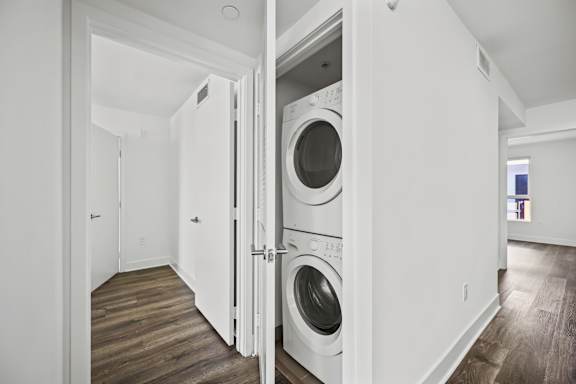 Laundry Center