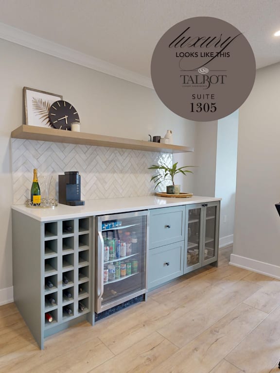 Talbot Suite 1305 is a luxury apartment.