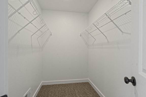 Walk-in closet