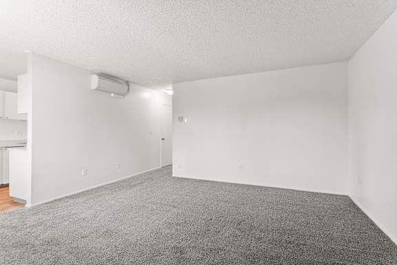 Open Room at Garden Villa Apartments, Portland, OR, 97266