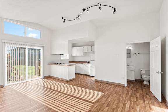 Empty Room With Natural Light at Garden Villa Apartments, Portland, OR