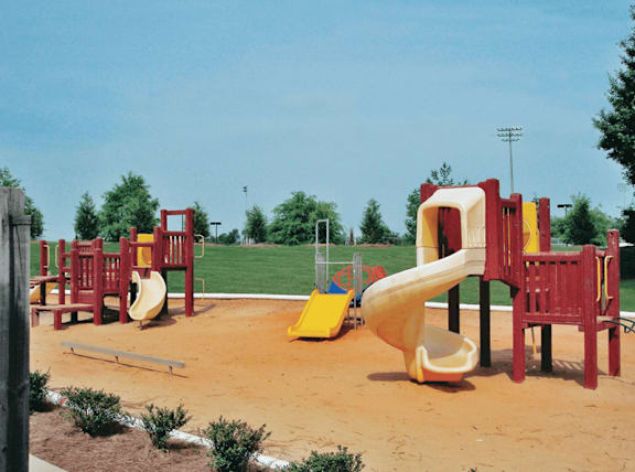 Play Area at Jamestown Pointe Apartments, South Carolina, 29607