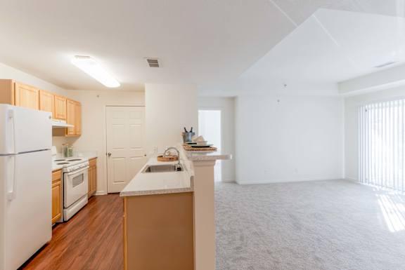Fully Equipped Kitchen at Woodwind Villa Apartments, Virginia