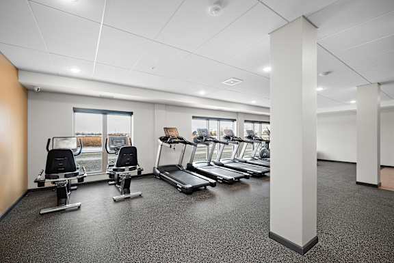 LAF_Fitness Center at The Landing at Amber Fields Apartments, Minnesota, 55068