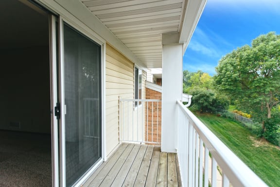 Balcony at Cinnamon Ridge Apartments, Eagan, Minnesota