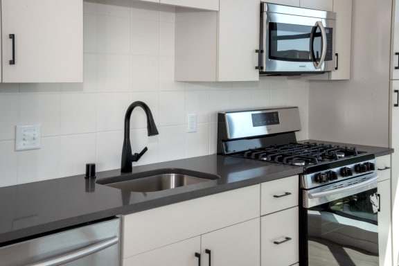 Granite Counter Tops In Kitchen at The Hill Apartments, Saint Paul, 55103