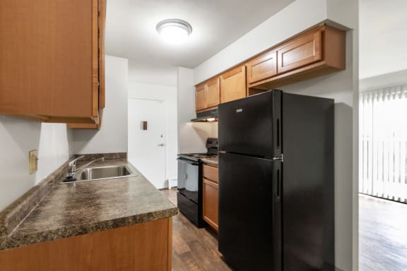 the kitchen in the 560 square foot 1 bedroom apartment at Aspen Village, Ohio