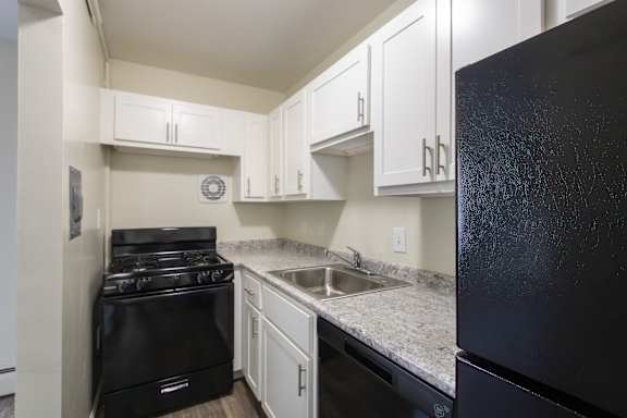 This is a photo of the kitchen in the 543 square foot B-style, 1 bedroom, 1 bath apartment at Blue Grass Manor Apartments in Erlanger, KY.