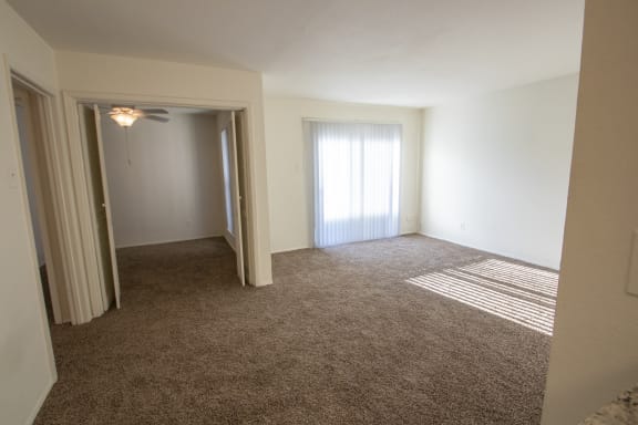 Carpeted Living Area at The Biltmore, Texas