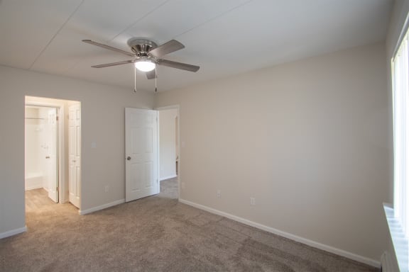 This is a photo of the bedroom of the 631 square foot, 1 bedroom/1 bath Montgomery floor plan at Colonial Ridge Apartments in the Pleasant Ridge neighborhood of Cincinnati, OH.