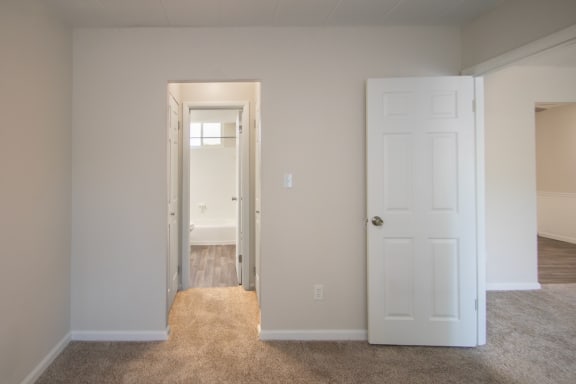 This is a photo of the bedroom in the 631 square foot, 1 bedroom/1 bath Montgomery floor plan at Colonial Ridge Apartments in the Pleasant Ridge neighborhood of Cincinnati, OH.