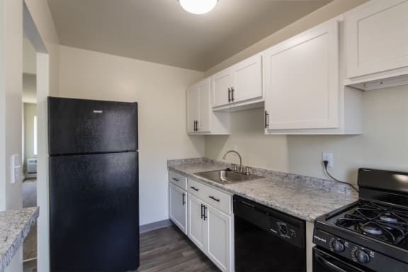 This is a photo of the kitchen in the 631 square foot, B-style (Ranch) 1 bedroom/1 bath floor plan at Colonial Ridge Apartments in the Pleasant Ridge neighborhood of Cincinnati, OH.