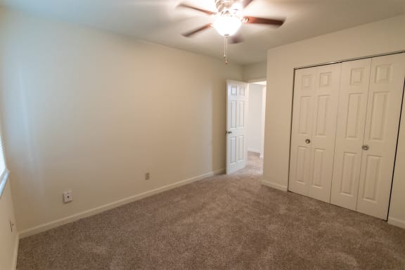 This is a photo of the bedroom in the 620 square foot, 1 bedroom, 1 bath junior floor plan at Colonial Ridge Apartments in the Pleasant Ridge neighborhood of Cincinnati, OH.