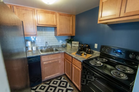 Modern Kitchen With Custom Cabinet  at Fairfield Pointe, Fairfield, Ohio