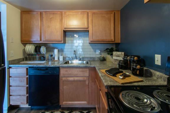 Kitchens With Ample Storage at Fairfield Pointe, Fairfield, 45014