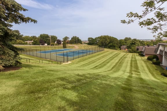 some tennis courts  at Fairfield Pointe, Ohio, 45014