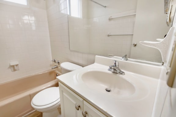 This is a photo of the bathroom of a 1 bedroom, 631 square foot apartment at Lake of the Woods Apartments in Cincinnati, OH.