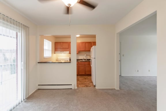 This is a photo of the dining room of a 2 bedroom, 758 square foot apartment at Lake of the Woods Apartments in Cincinnati, OH.