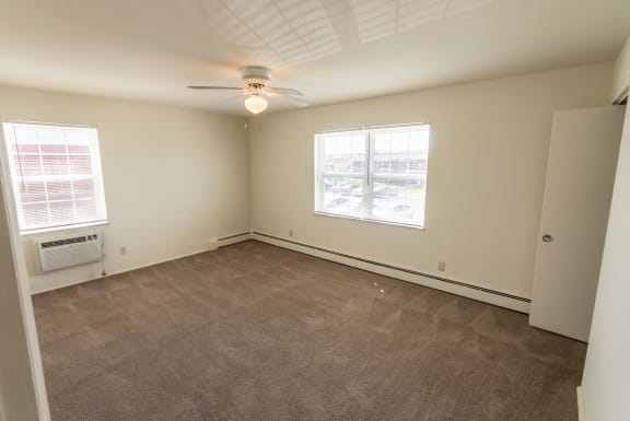 This is a photo of the master bedroom in the 966 square foot, 2 bedroom, 1 bath floor plan at Lake of the Woods Apartments in Cincinnati, OH.