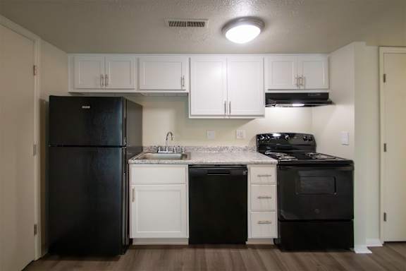 This is a photo of the kitchen of the 560 square foot 1 bedroom, 1 bath Elm floor plan at Montana Valley Apartments in Cincinnati, OH.