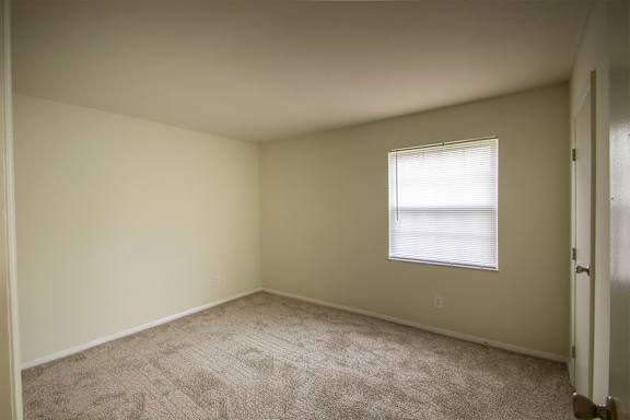 This is a photo of the bedroom of the 560 square foot 1 bedroom, 1 bath Elm floor plan at Montana Valley Apartments in Cincinnati, OH.
