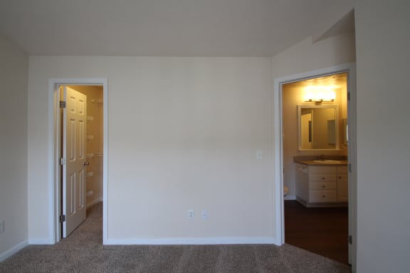 This is a photo of the bedroom in the 1 bedroom Patriot floor plan at Nantucket Apartments in Loveland, OH.