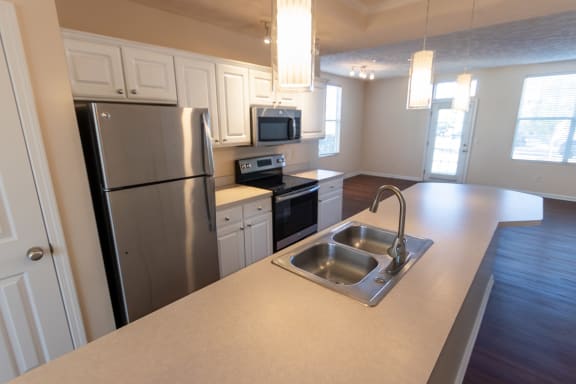 This is a photo of the kitchen in the 1389 square foot, 2 bedroom, 2 and a 1/2 bath Yachtsman floor plan at Nantucket Apartments in Loveland, OH.