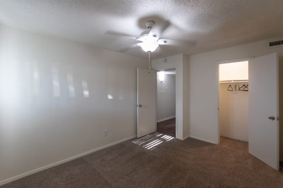 Lighted Ceiling Fan at Princeton Court, Dallas