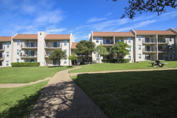 Courtyard Green Space at Princeton Court, Texas, 75231