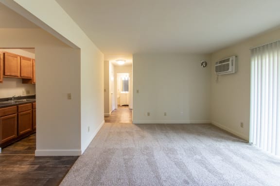 This is a picture of the living room in a 748 sq foot 2 bedroom, 1 bath apartment at Red Bank Reserve in the Madisonville neighborhood of Cincinnati, Ohio.
