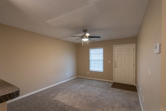 This is a photo of the living room in the 580 square foot 1 bedroom, 1 bath Independence at Washington Place Apartments in Miamisburg, Ohio in Washington Township.