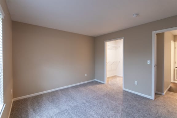 This is a photo of the bedroom in the 580 square foot 1 bedroom, 1 bath Independence at Washington Place Apartments in Miamisburg, Ohio in Washington Township.