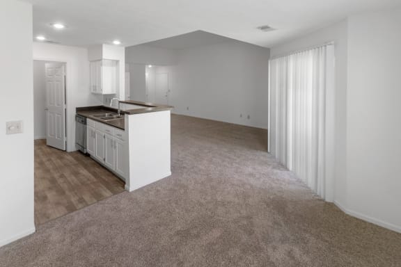 This is a photo of the dining room of the 1100 square foot 2 bedroom, 2 bath Eaton floor plan at Washington Park Apartments in Centerville, OH.