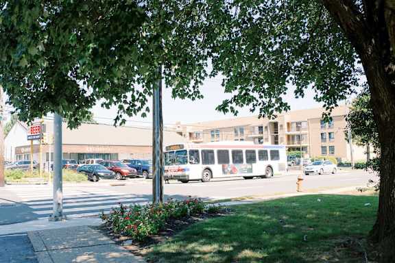 Exterior Landscape at Krewstown Park Apartments, Pennsylvania
