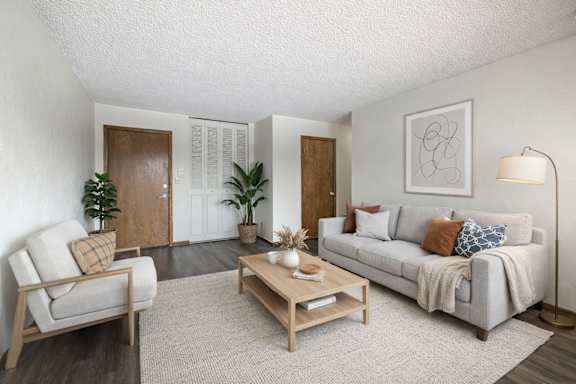 Alpine Apartments, Forest Lake, MN