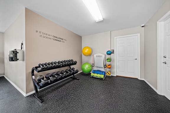 Fitness Studio at Woodland Villa Apartments, Michigan