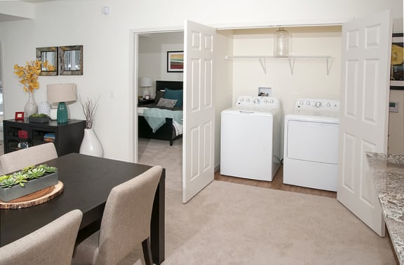 Dominium_River North_Washer &amp; Dryer