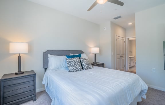 Bedroom With Ceiling Fan at Osprey Park 62&#x2B; Apartments, Kissimmee, FL