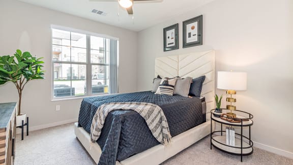 Bedroom at Briar Park 55&#x2B; Apartments, Atlanta