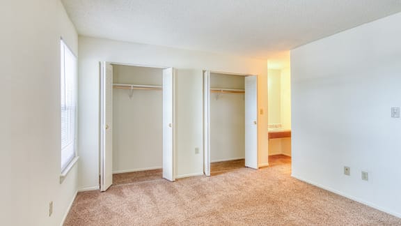 Vacant Bedroom at The Everett Apartments , Roanoke