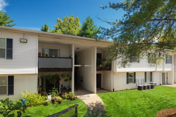 Building Exterior at The Everett Apartments , Virginia, 24018