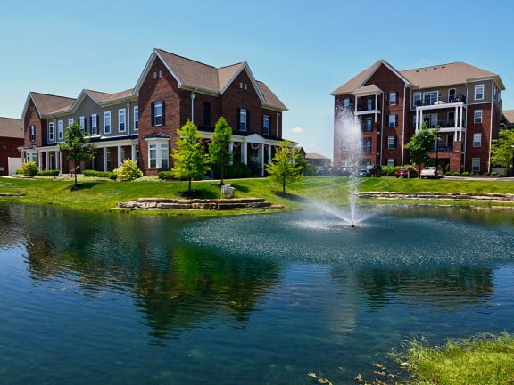 Exterior and Pond at Strathmoor Apartments Dublin, OH