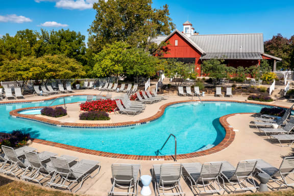 the swimming pool  at The Charleston, Columbus