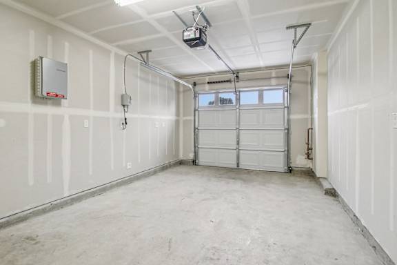 One car Garage