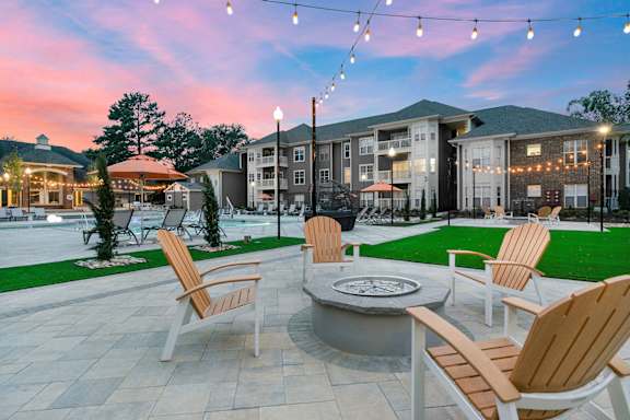 Outdoor lounge