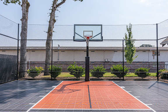 Basketball court at St Helens Place Apartment Homes, St Helens, OR
