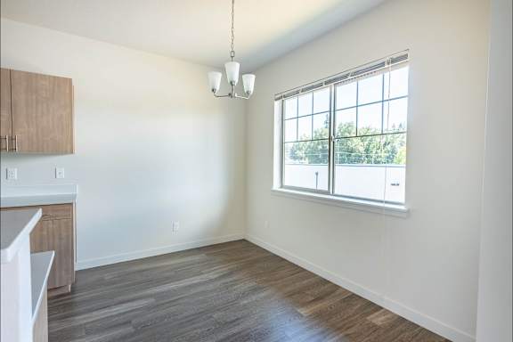 Vacant Room at Silverplace Apartment Homes, Silverton, 97381