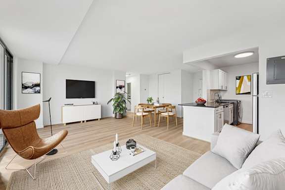 Spacious Living Area at Sherwood at Southern Towers, Alexandria, VA, 22311